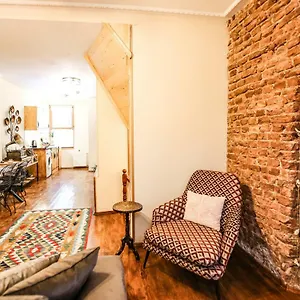 Kolemen Homes Apartamento